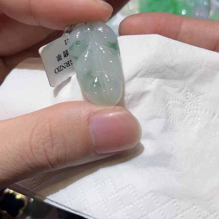 翡翠颈饰未镶嵌天然翡翠A货