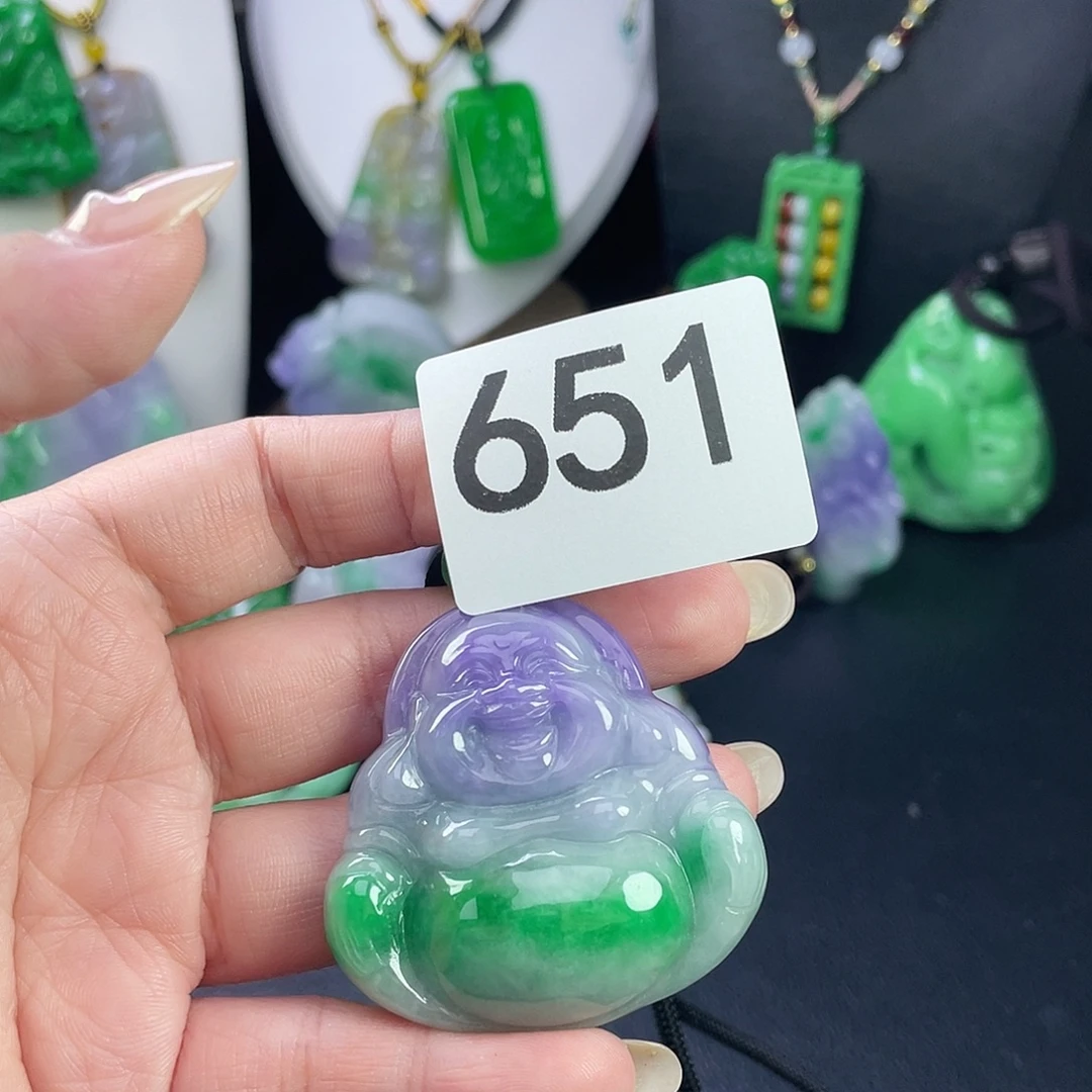 翡翠未镶嵌吊坠(赠链)