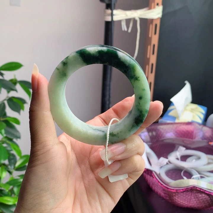 定制翡翠手镯未镶嵌