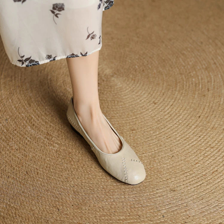 2025秋季粗跟英伦风文艺复古圆头手工马克线丽珍鞋平底小单鞋