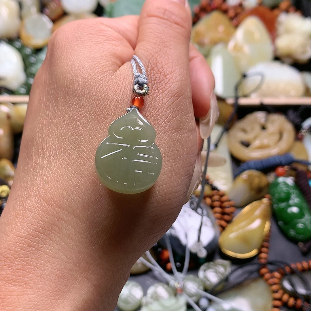 和田玉吊坠未镶嵌滕****店