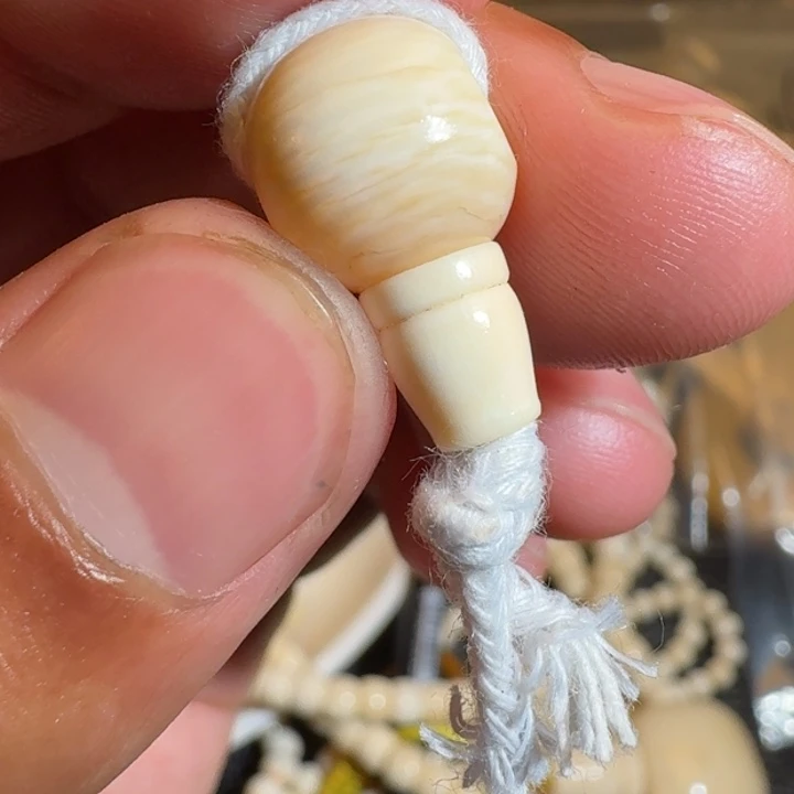 双***琳吊坠菩提根/象牙果