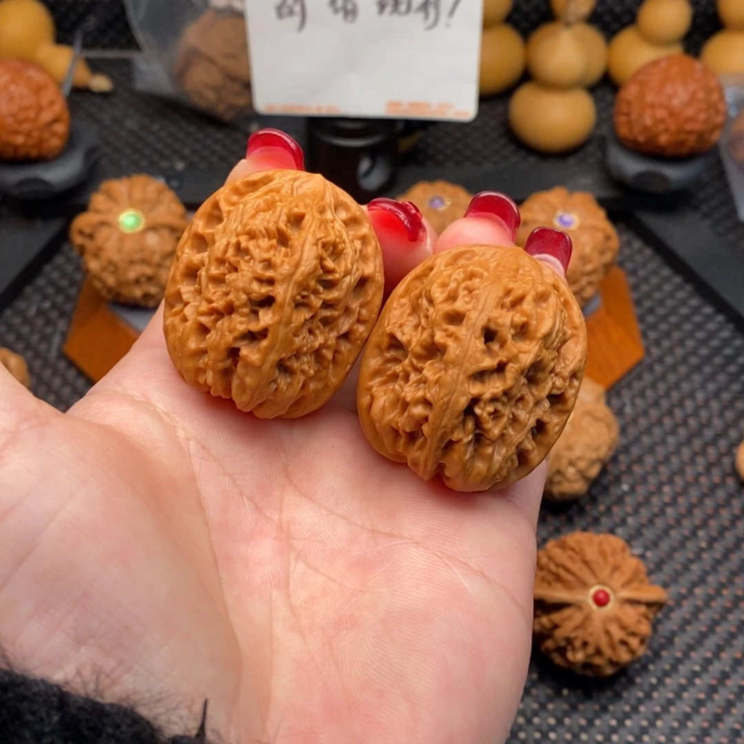 文玩核桃把件西北将军膀36边40肚