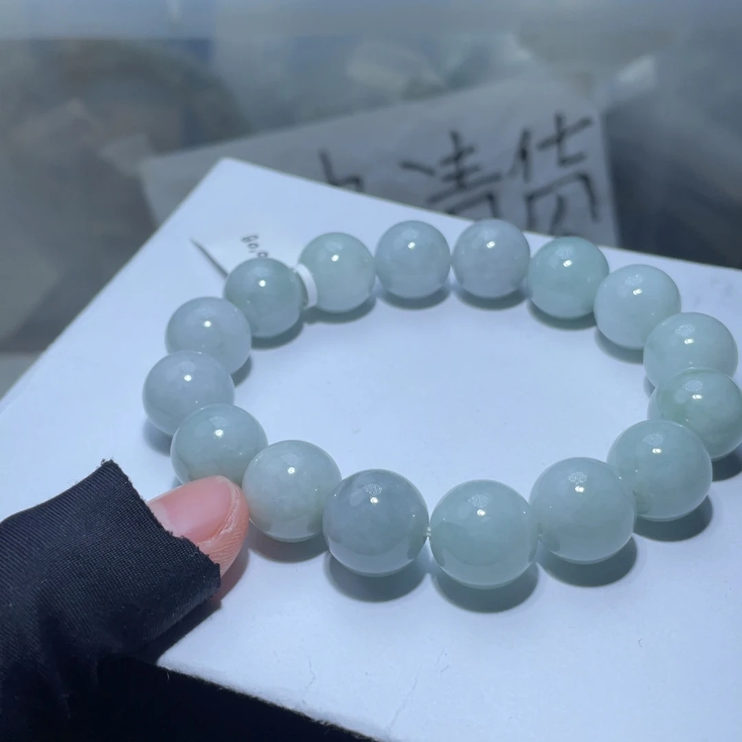 定制翡翠未镶嵌福利不退换