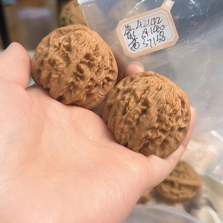 文玩核桃吊坠一代楼