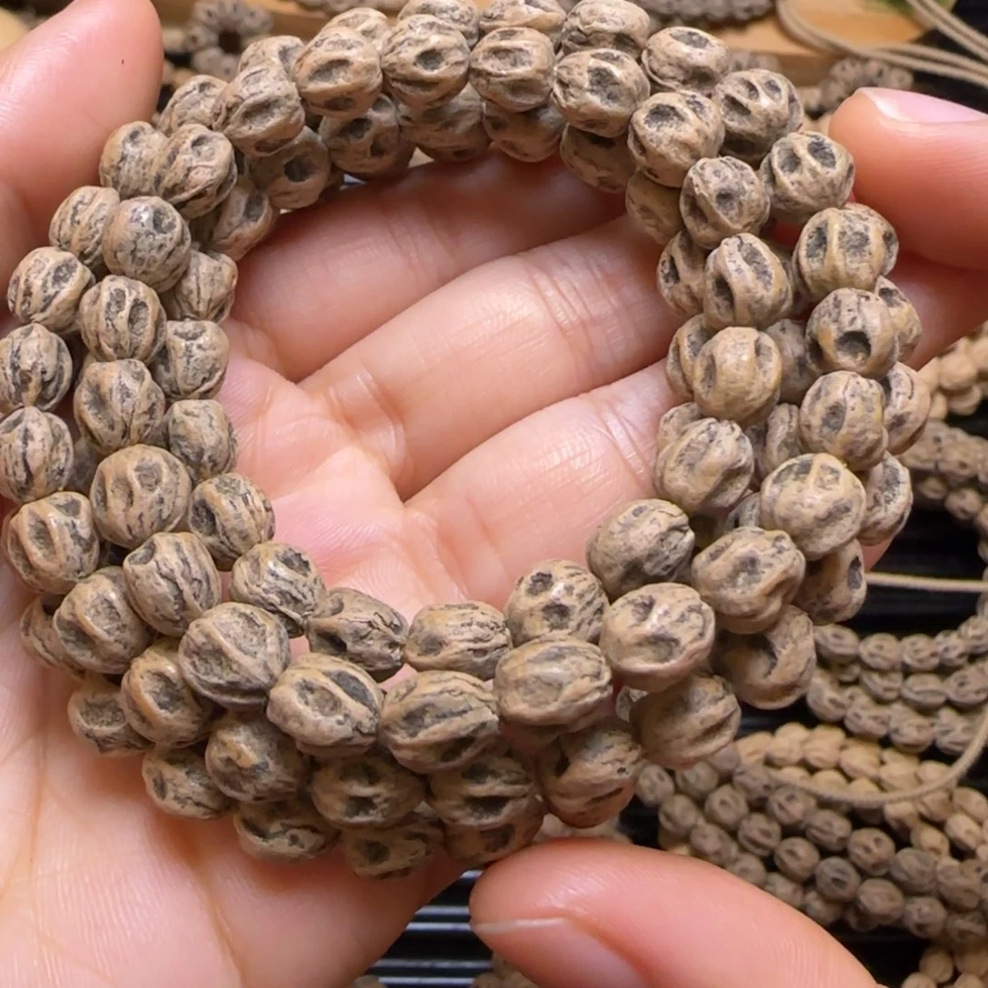 吊坠柏香籽/百香籽M****.