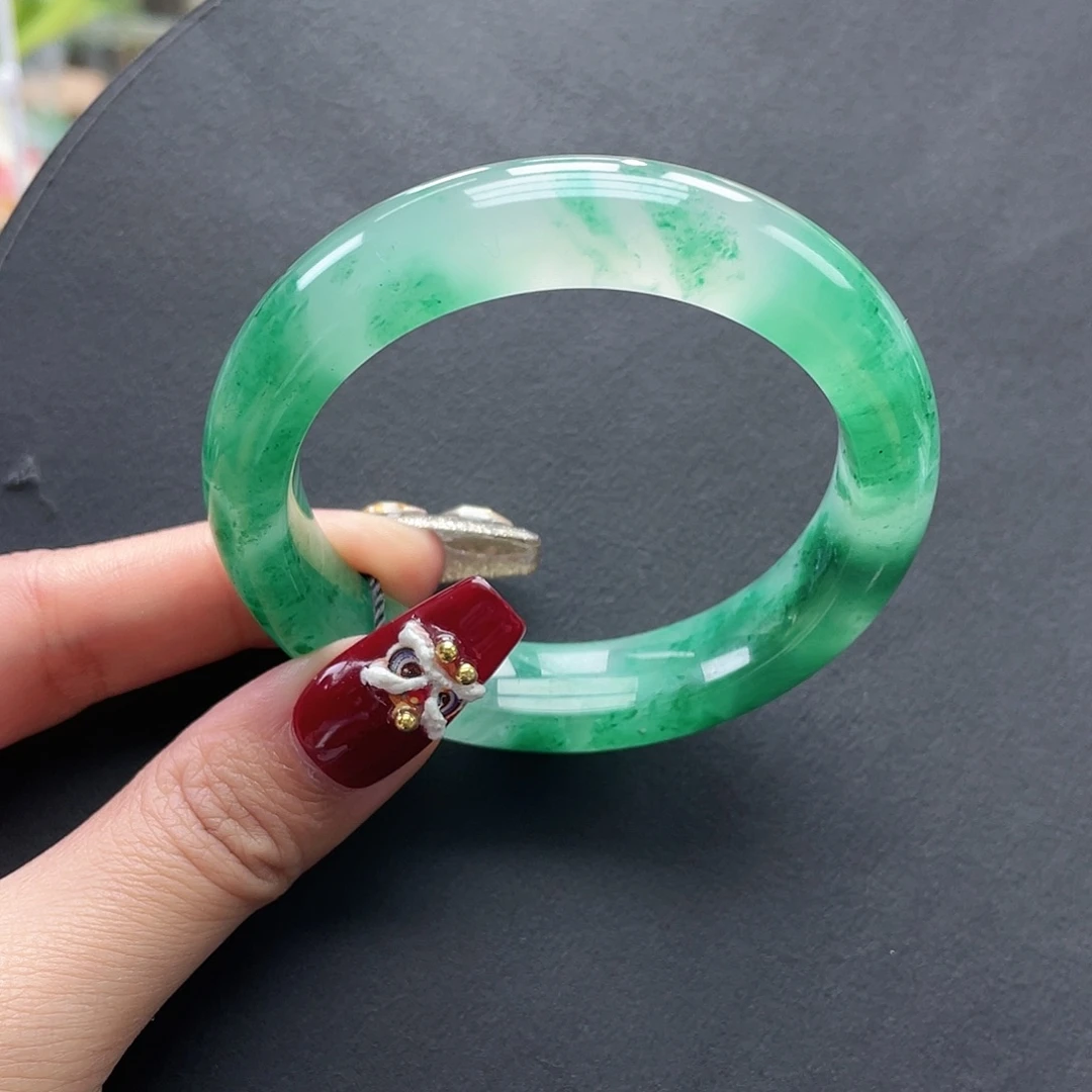 石英质玉未镶嵌手镯54.3