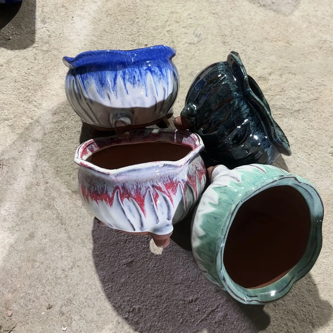 紫砂花盆花盆的颜色也