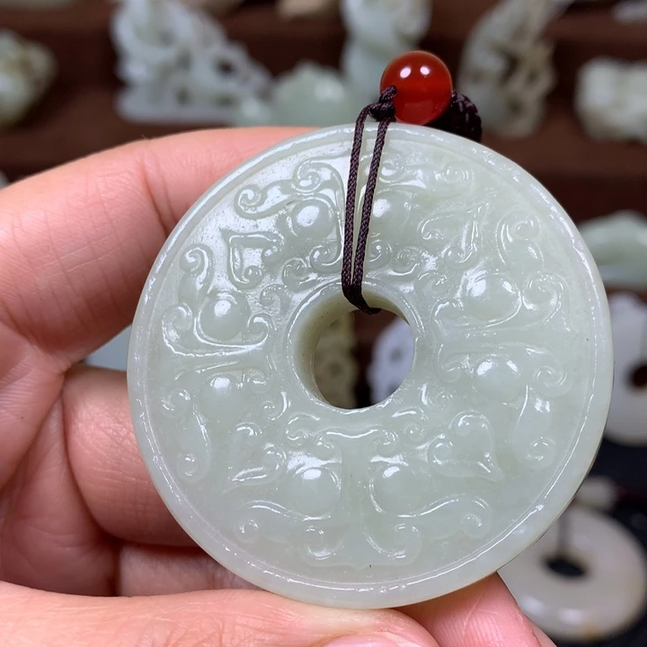 和田玉未镶嵌挂件