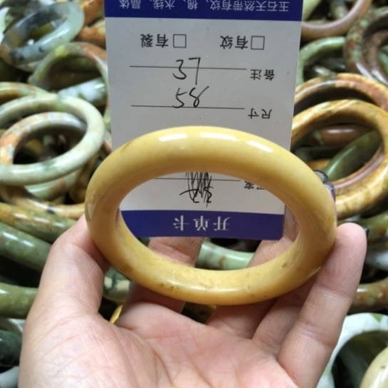未镶嵌蛇纹石玉手镯