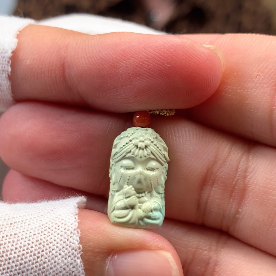 绿松石未镶嵌挂件