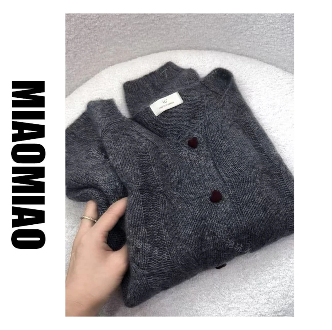 【苗苗】【爱心扣】设计感灰色圆领宽松软糯亲肤开衫显瘦百搭毛衣7314