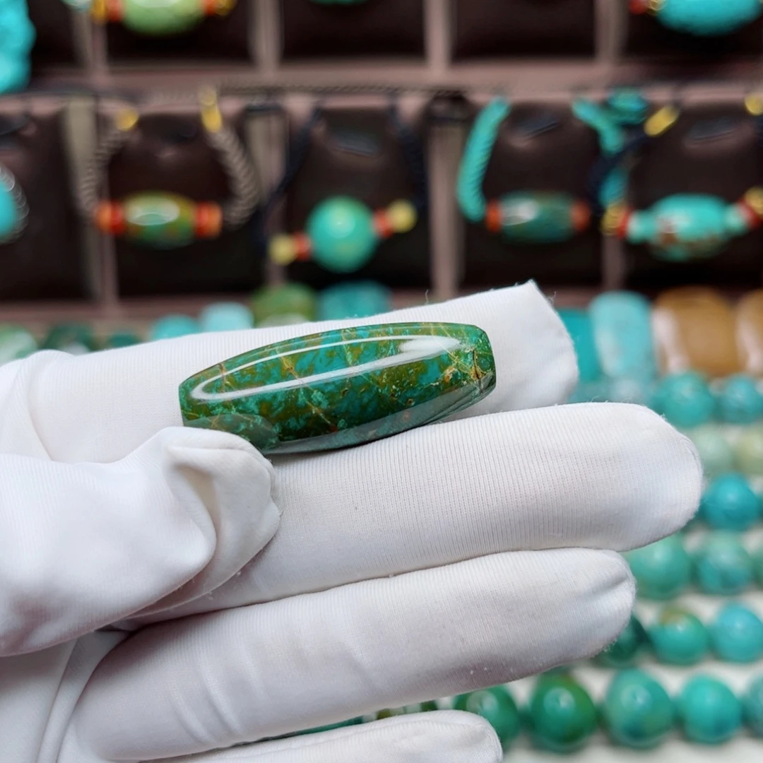 绿松石未镶嵌原矿