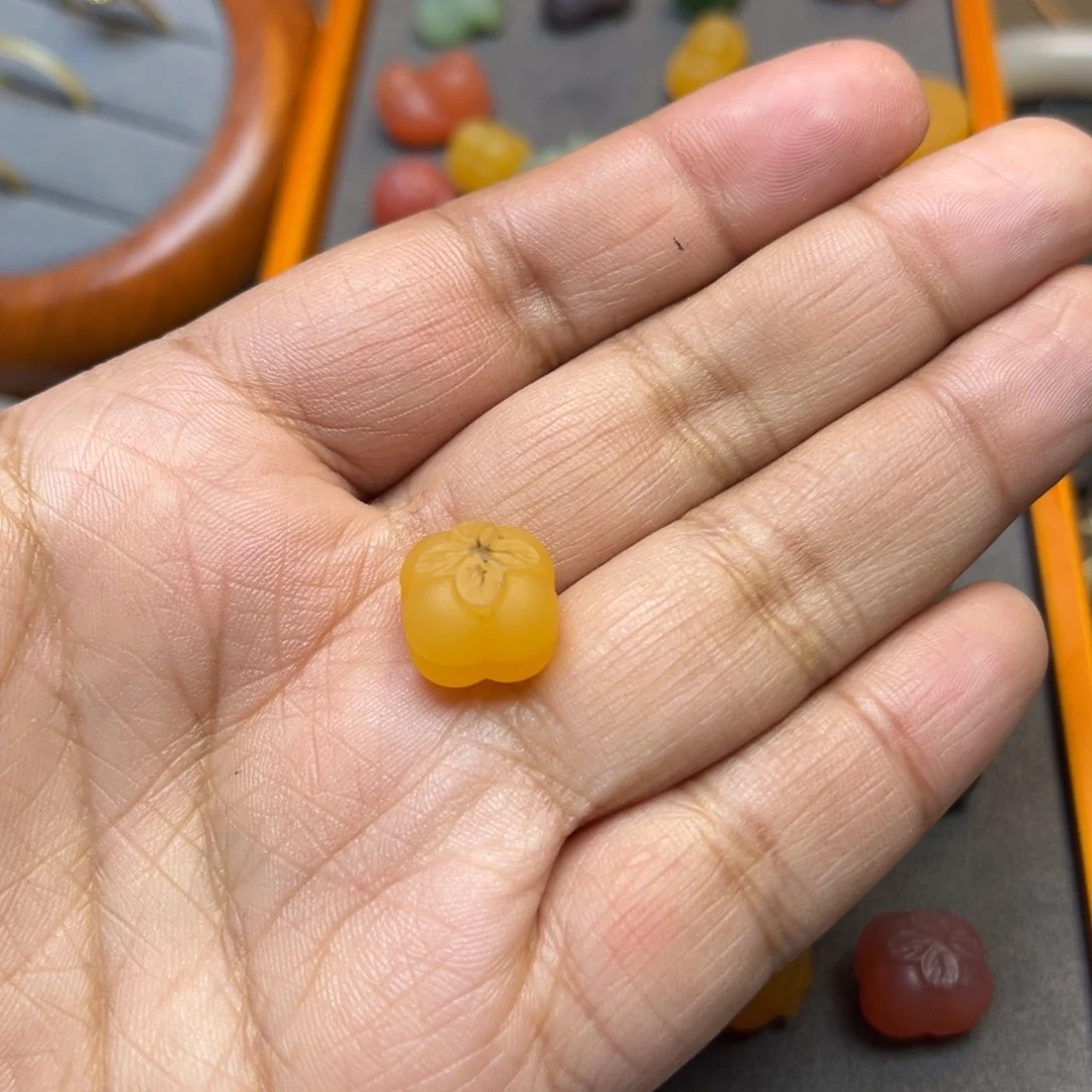 蜜蜡珠宝奇石未镶嵌宇****店