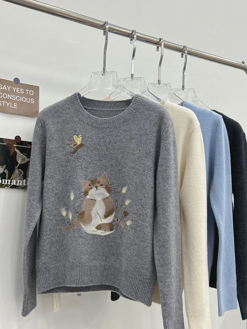秋冬新款绣花猫咪女士套头毛衣针织衫