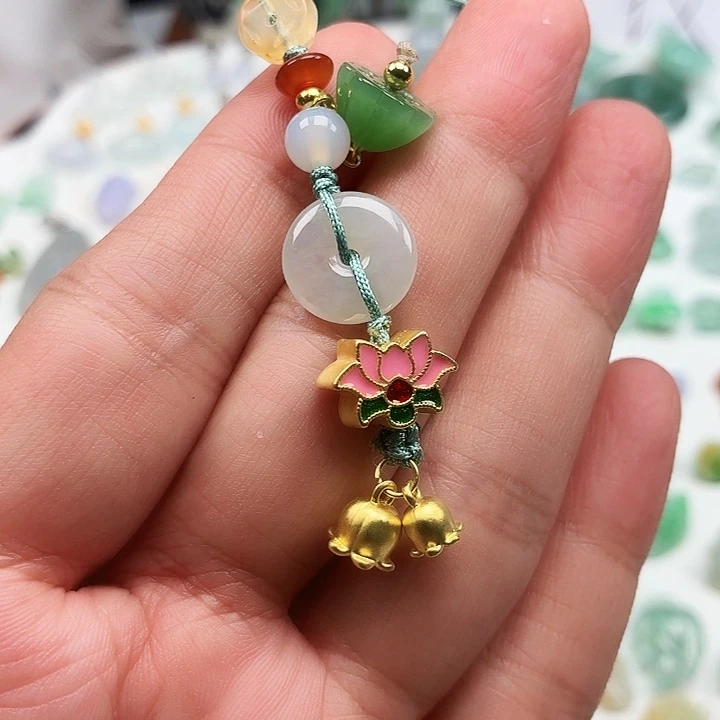 左***手颈饰未镶嵌翡翠荷花铃铛