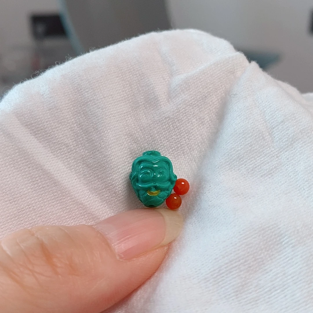 南红玛瑙未镶嵌珠宝奇石