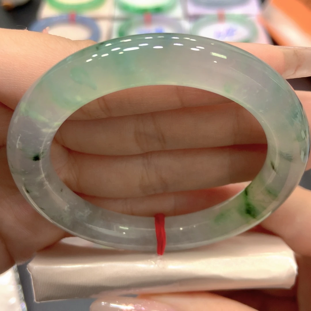 翡翠未镶嵌手镯53圆
