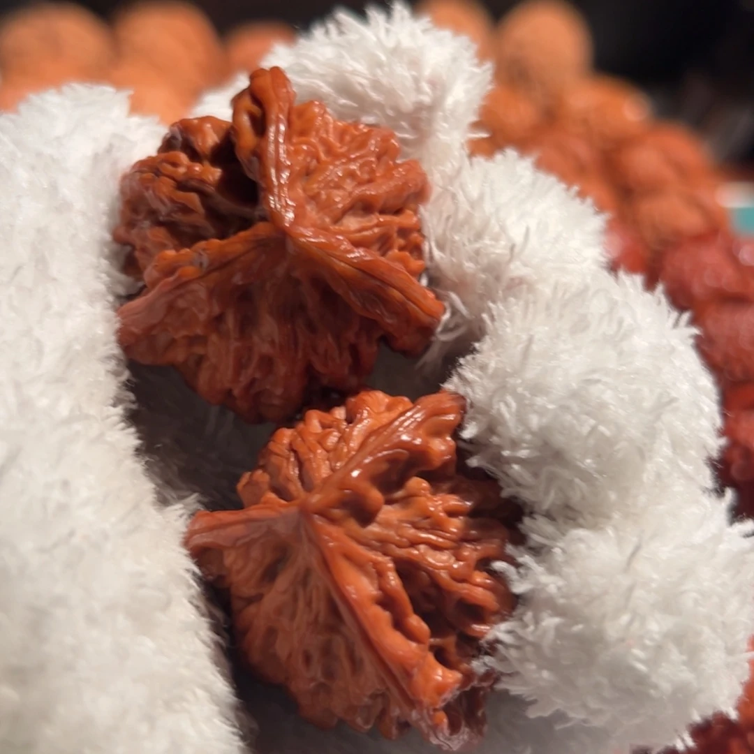 快***天文玩核桃吊坠全品无修一刀未动