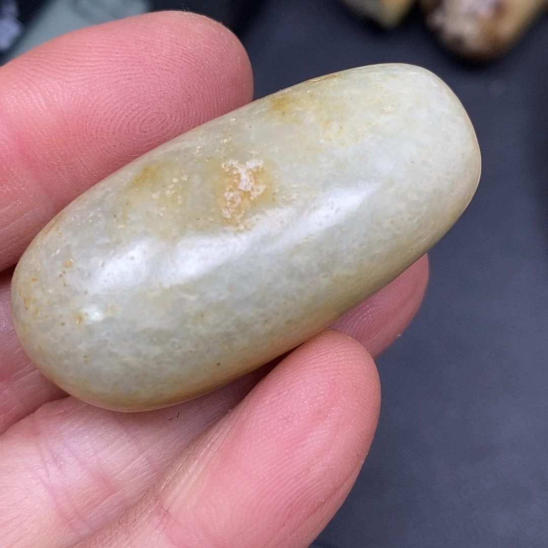 和田玉未镶嵌珠宝奇石