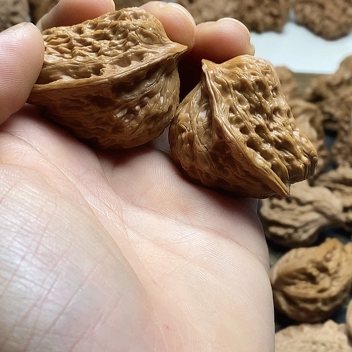 华***ぃ桃核吊坠公子帽小鸟