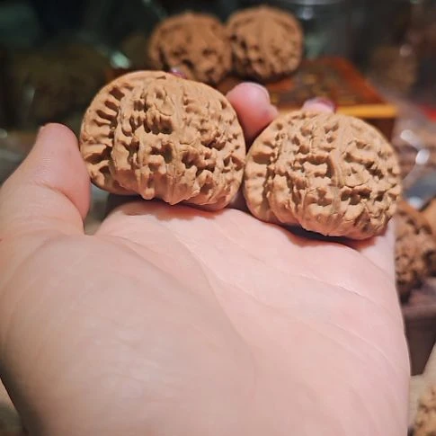 吊坠文玩核桃43闷白