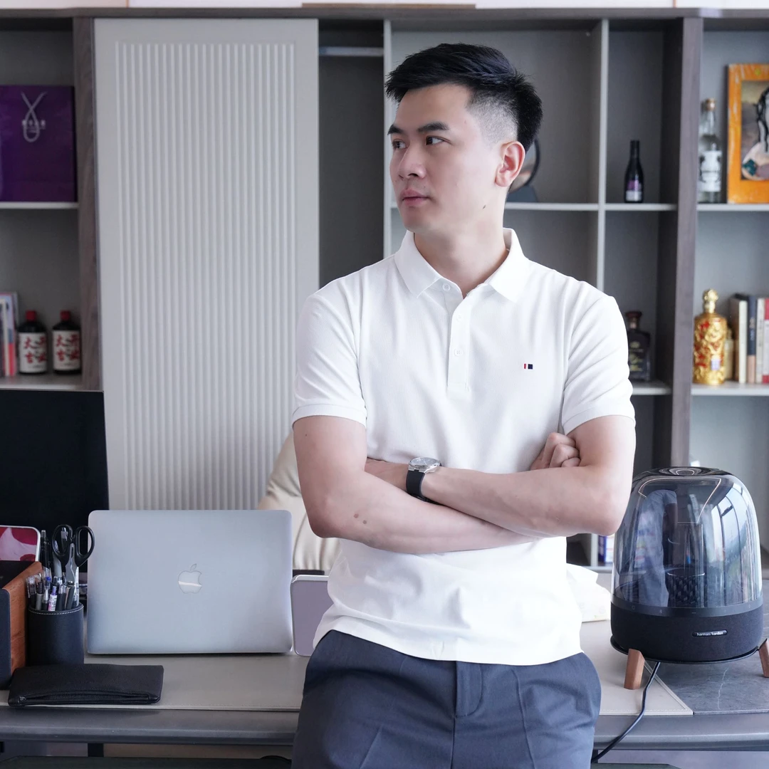 【组合套装】三色刺绣POLO衫+五分短西裤