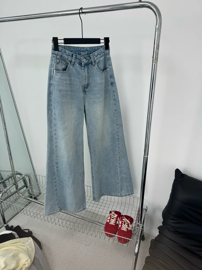 2025春季新款高腰显瘦直筒阔腿牛仔裤女显瘦