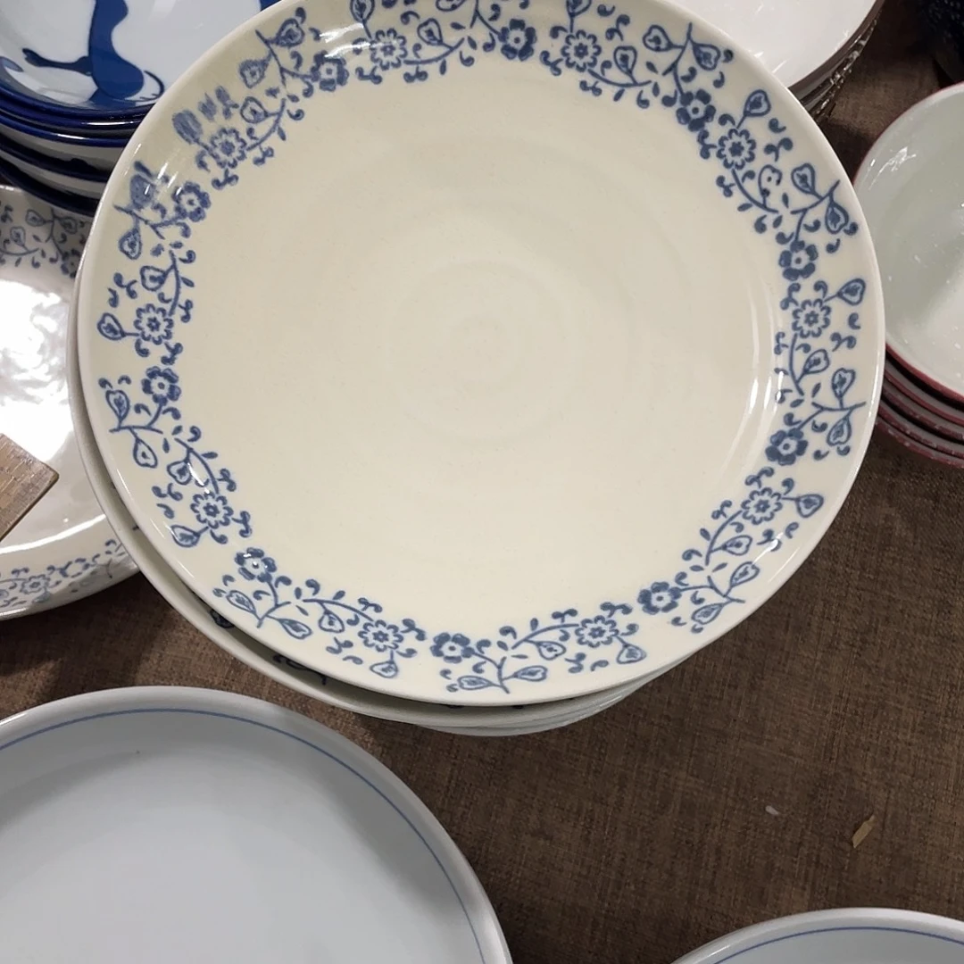 F***瓷   8寸温佩家数量是2