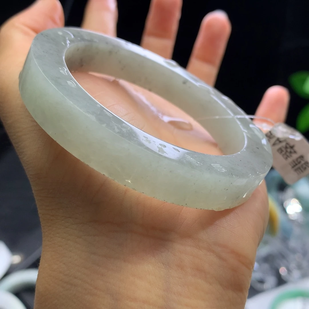 定制翡翠手镯未镶嵌