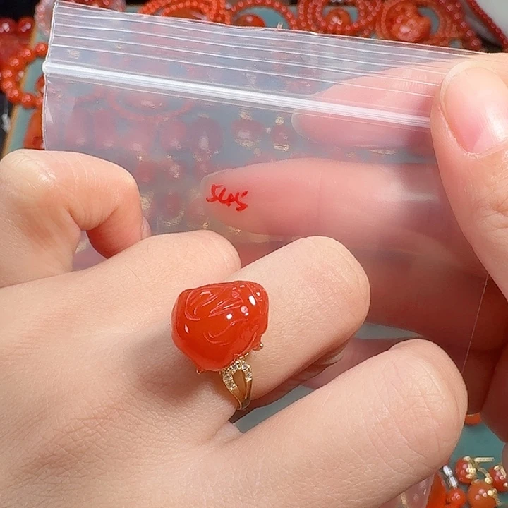 南红玛瑙银S925镶嵌戒指