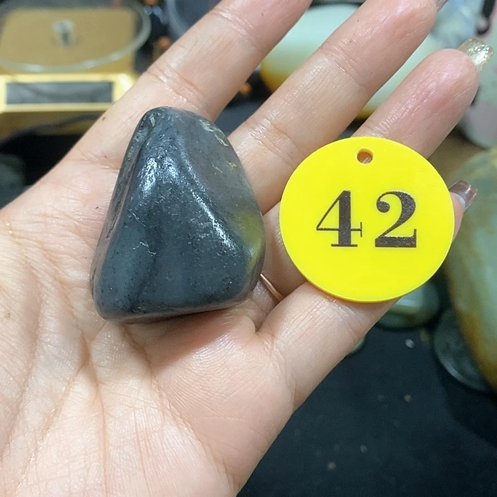 未镶嵌和田玉（糖玉）挂件