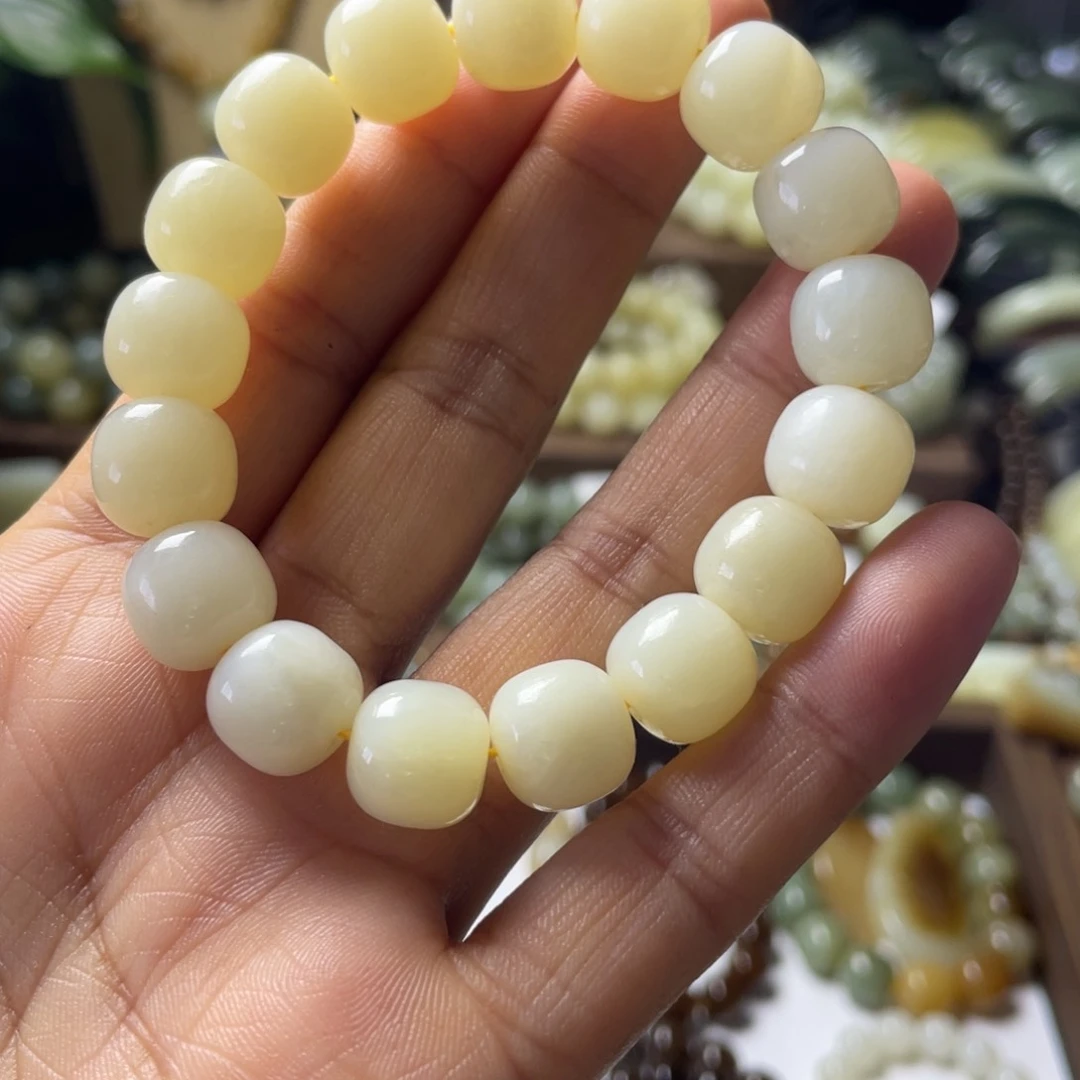 手链未镶嵌和田玉（黄玉）