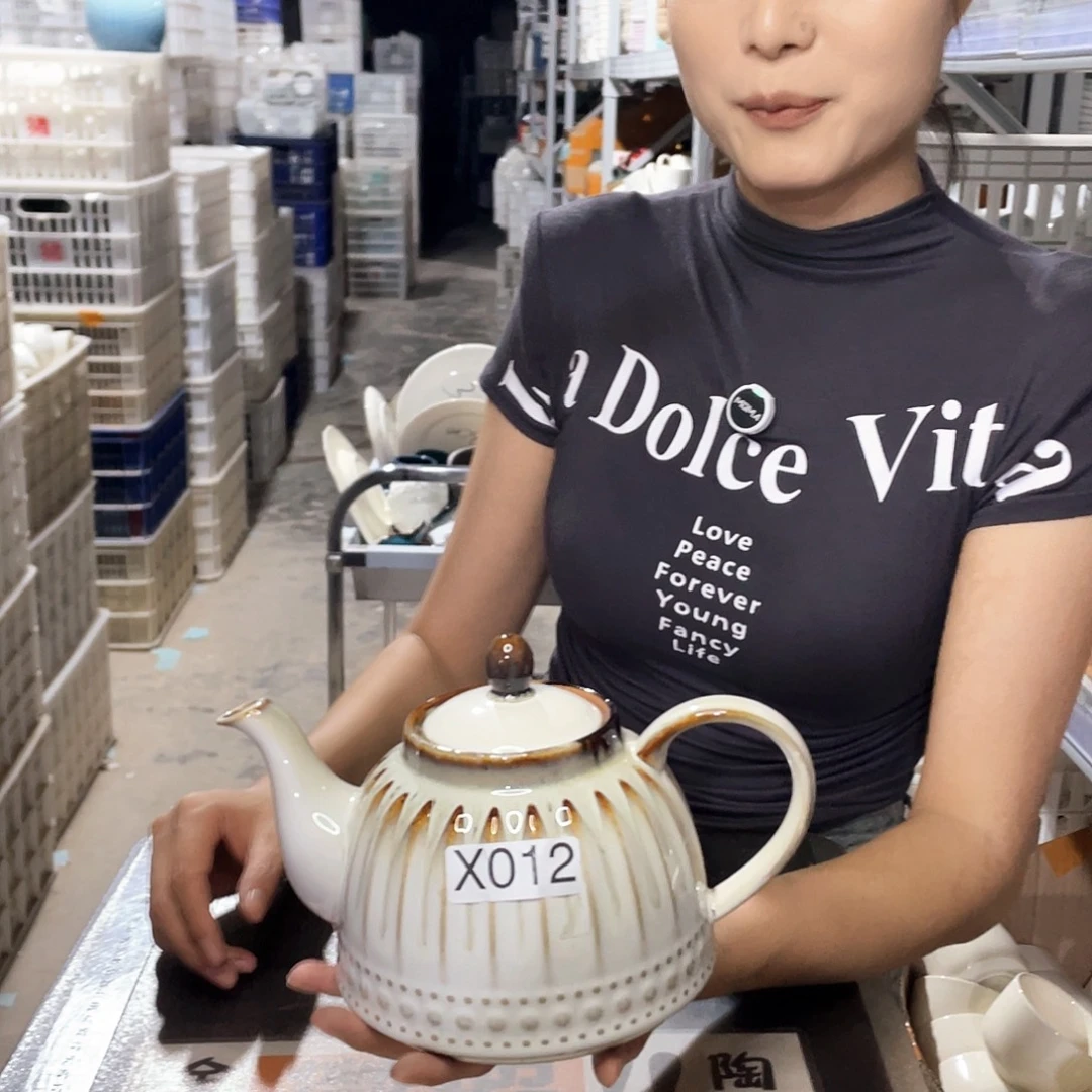 瓷片012             1壶2杯