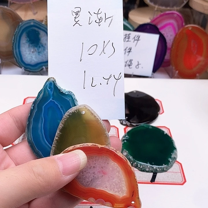 黑***层合金颈饰玛瑙/玉髓
