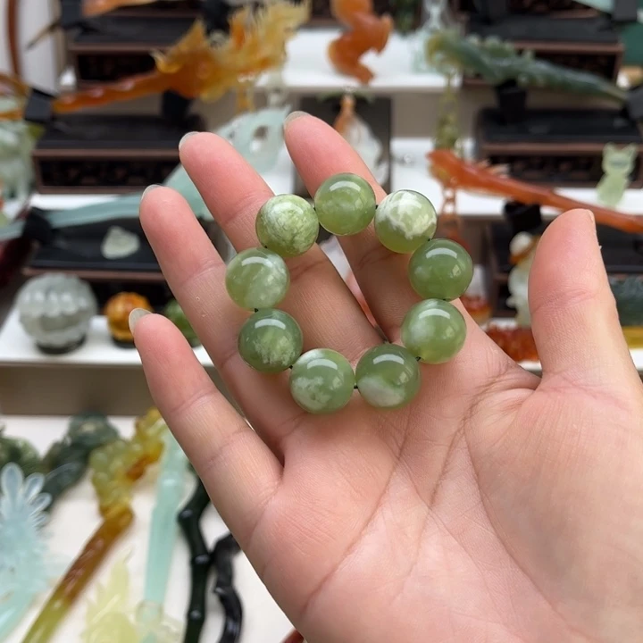 蛇纹石玉未镶嵌岫玉发簪