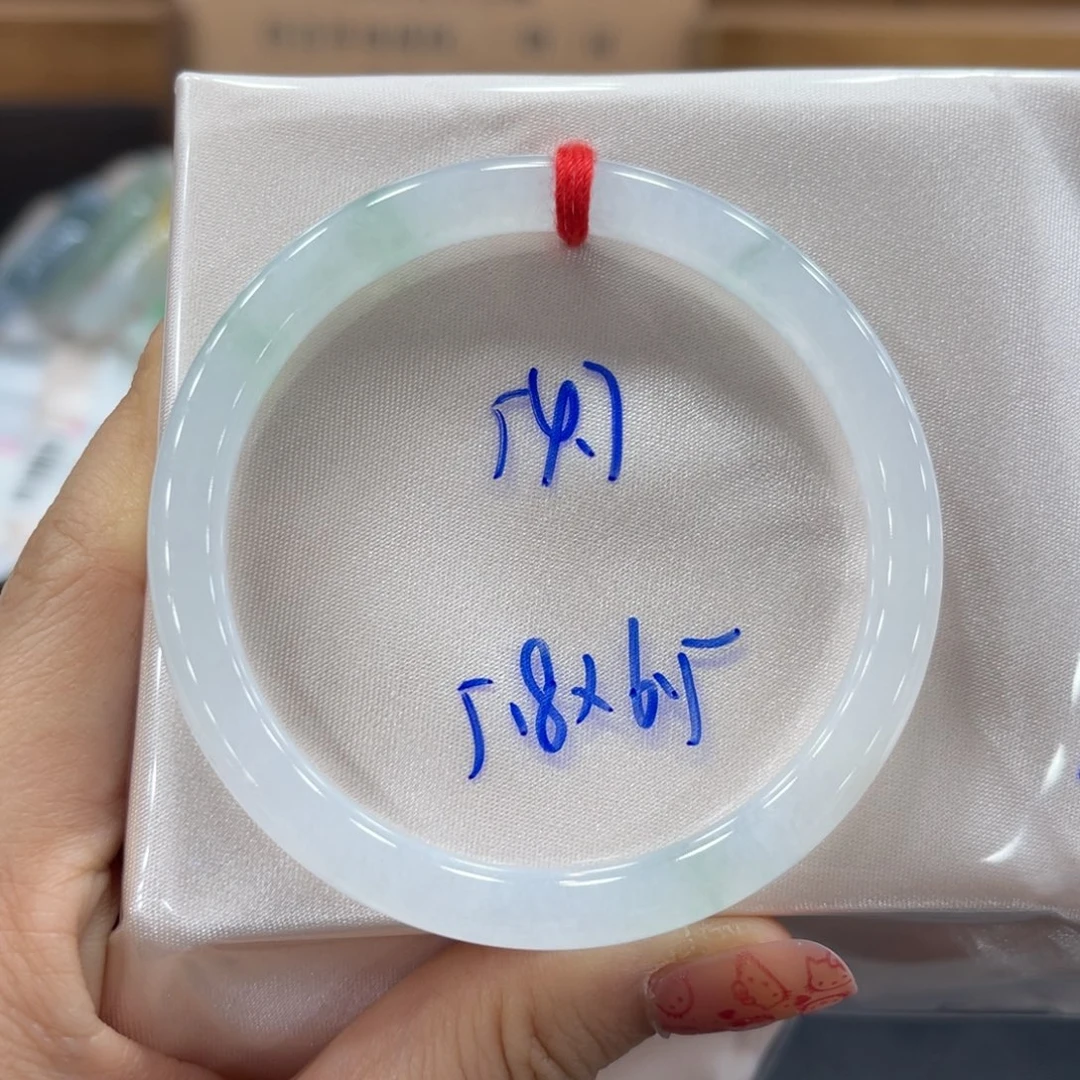 未镶嵌手镯翡翠翡翠