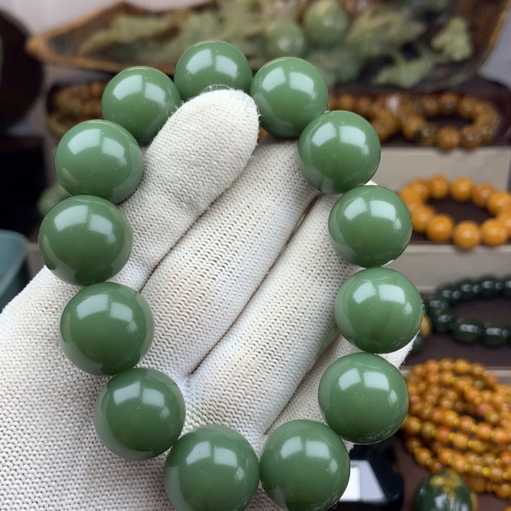 手链未镶嵌透闪石质玉