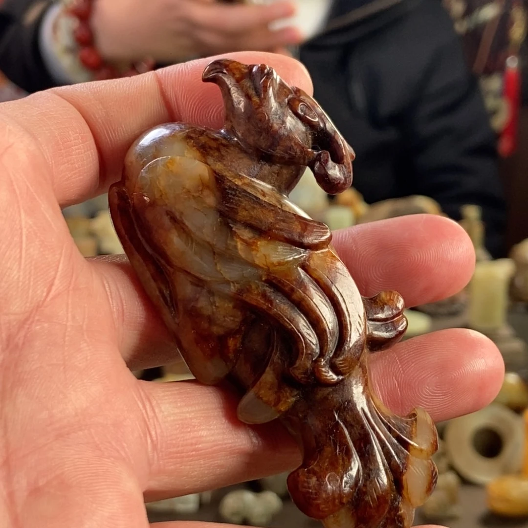 和田玉挂件未镶嵌往***。