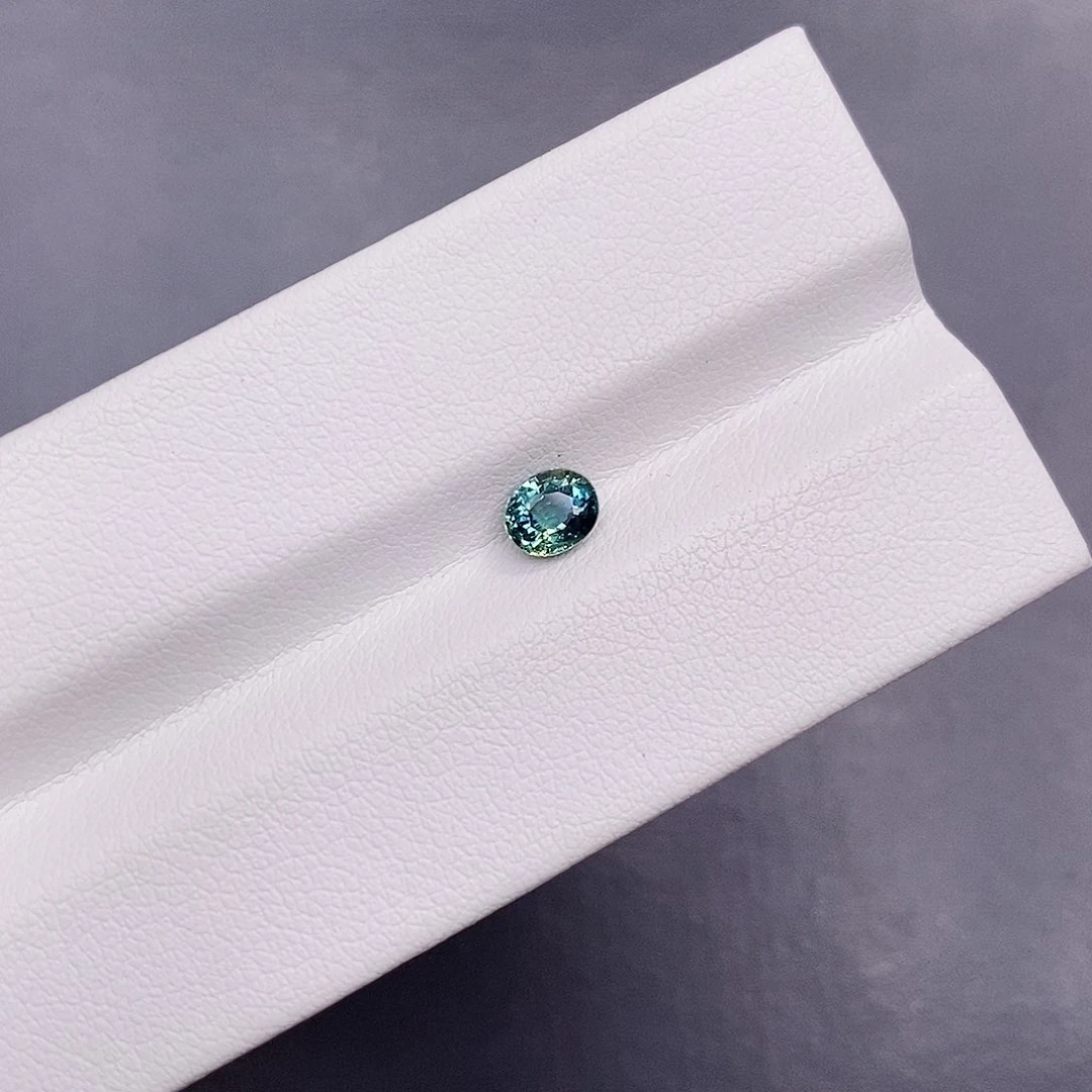 裸石蓝宝石0.58克拉