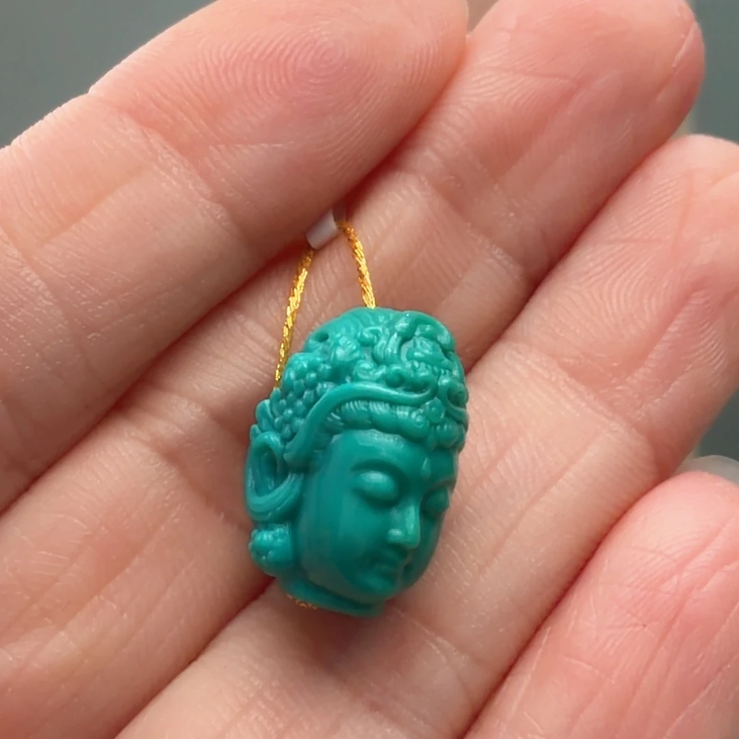 绿松石未镶嵌颈饰