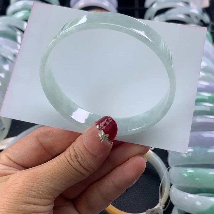 忞***翡翠未镶嵌手镯方镯56