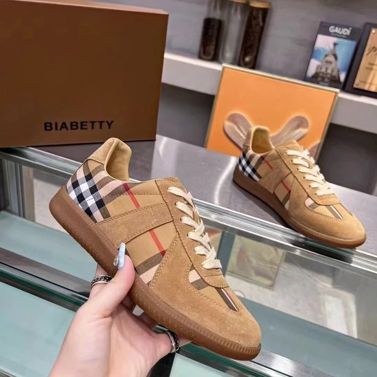 【外贸订单】2025年时尚百搭透气厚底休闲鞋016