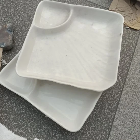 瓷片陶瓷盤子碗啥都有