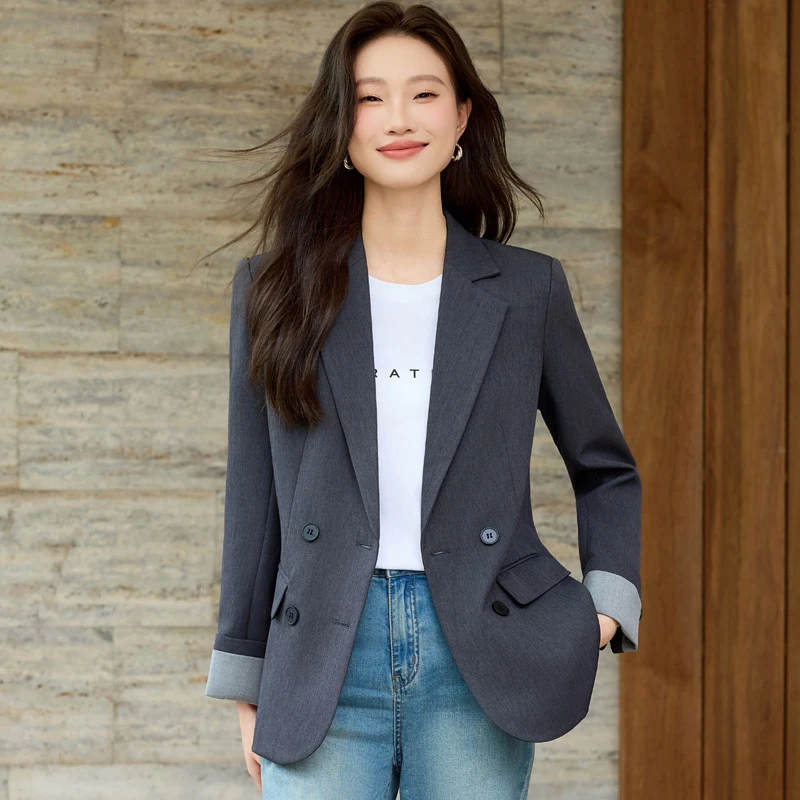 灰色西装外套女2025新款秋季高级感大码慵懒风休闲双排扣女士上衣