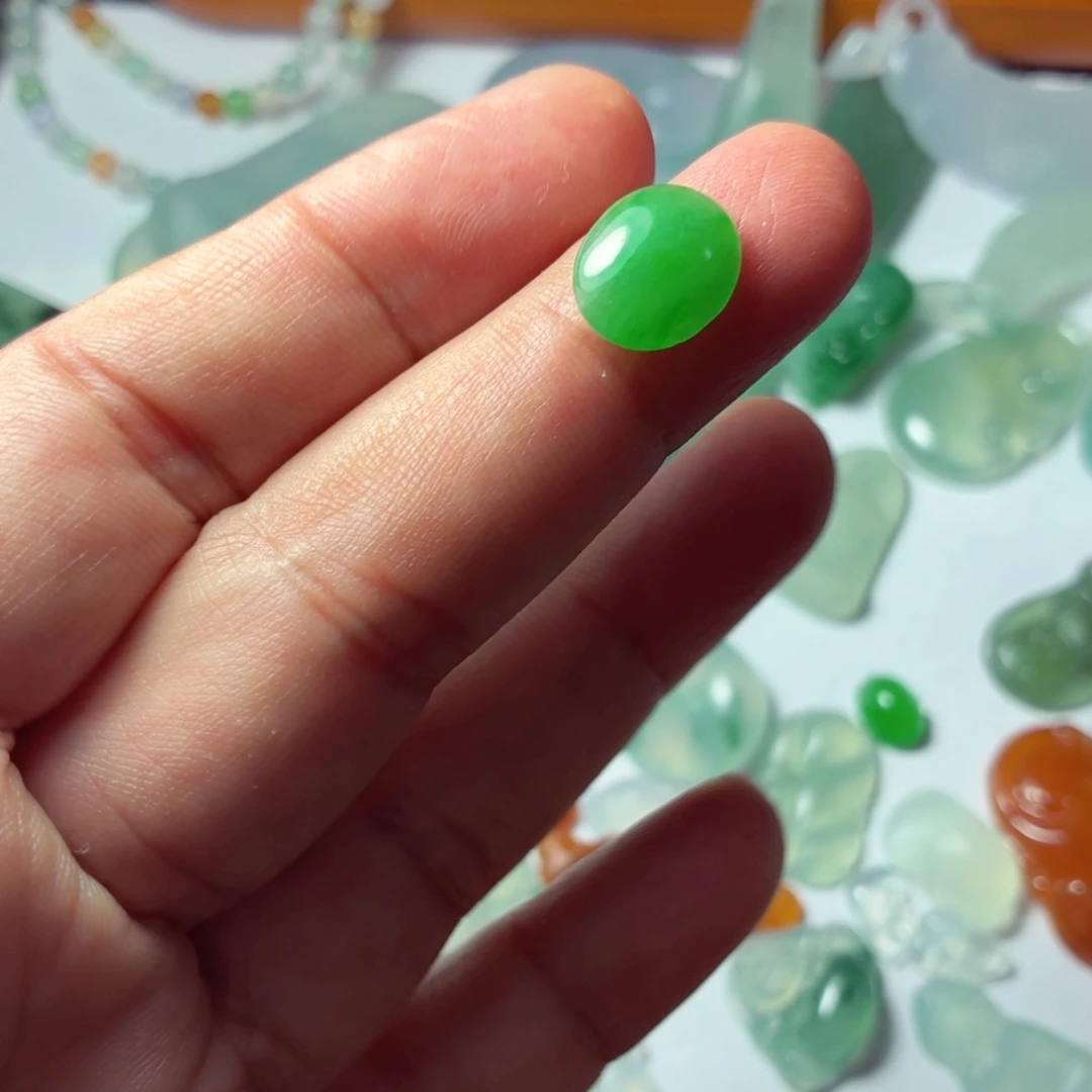 定制翡翠未镶嵌包工