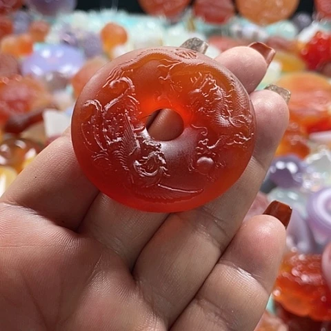 未镶嵌颈饰玛瑙/玉髓宝**栈