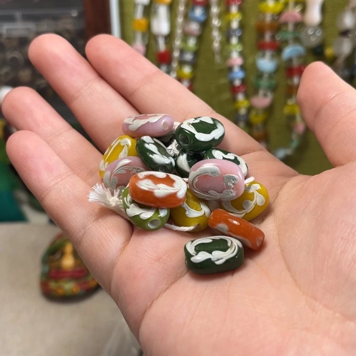 西亚琉璃清仓一条