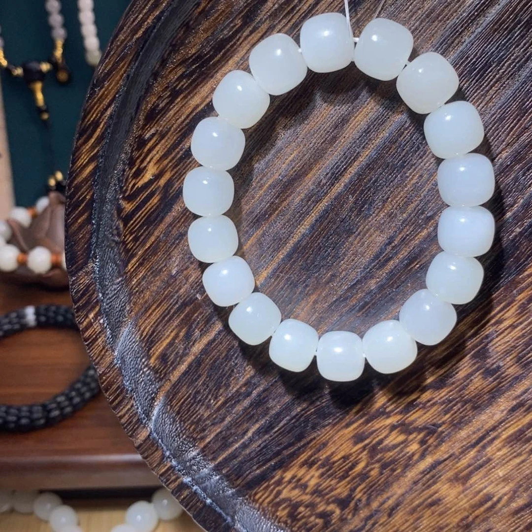 和田玉手串未镶嵌卡12老型微瑕