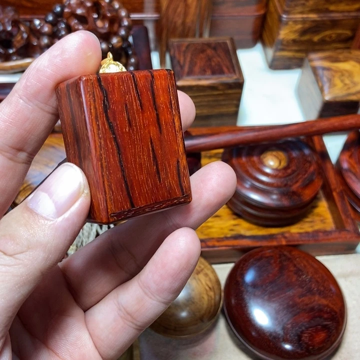 檀香紫檀（小叶紫檀）嘎乌